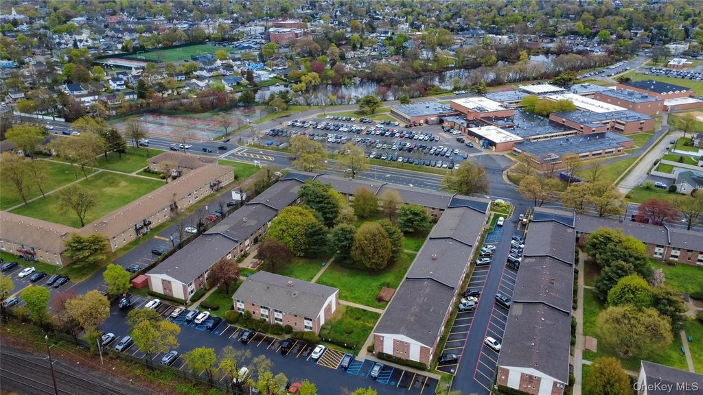 2453d Union Blvd # 2a, Islip