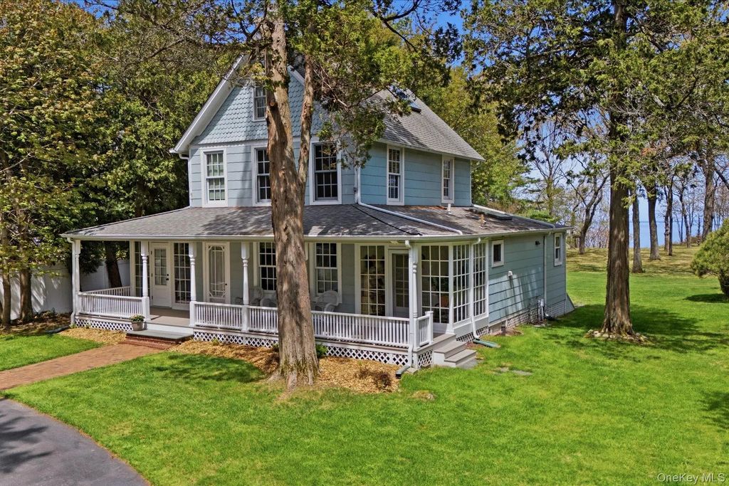 2850 & 2856 N Wading River Road, Wading River