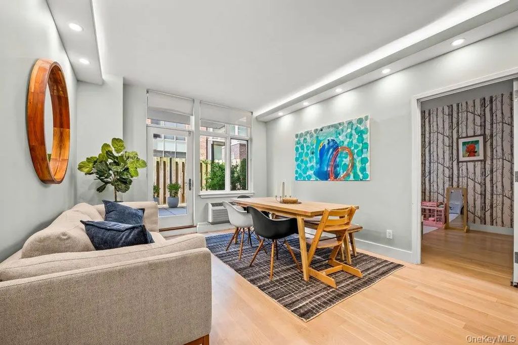 226 50th Avenue # 3d, Long Island City