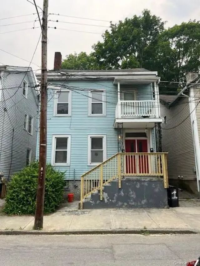 6 Zimmer Avenue, Poughkeepsie