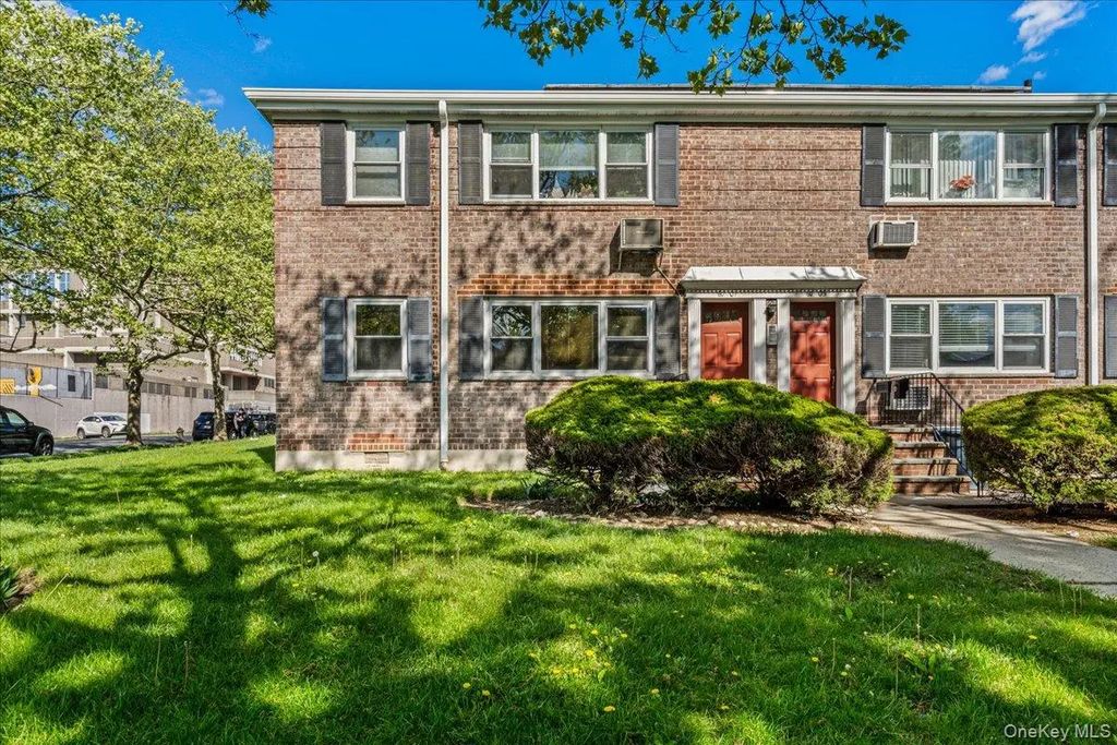 6701 152nd Street # 220a, Flushing