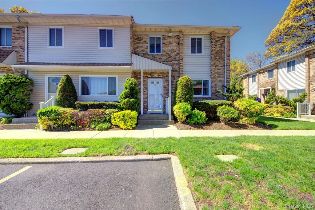 1595 N Central Avenue 30, Valley Stream