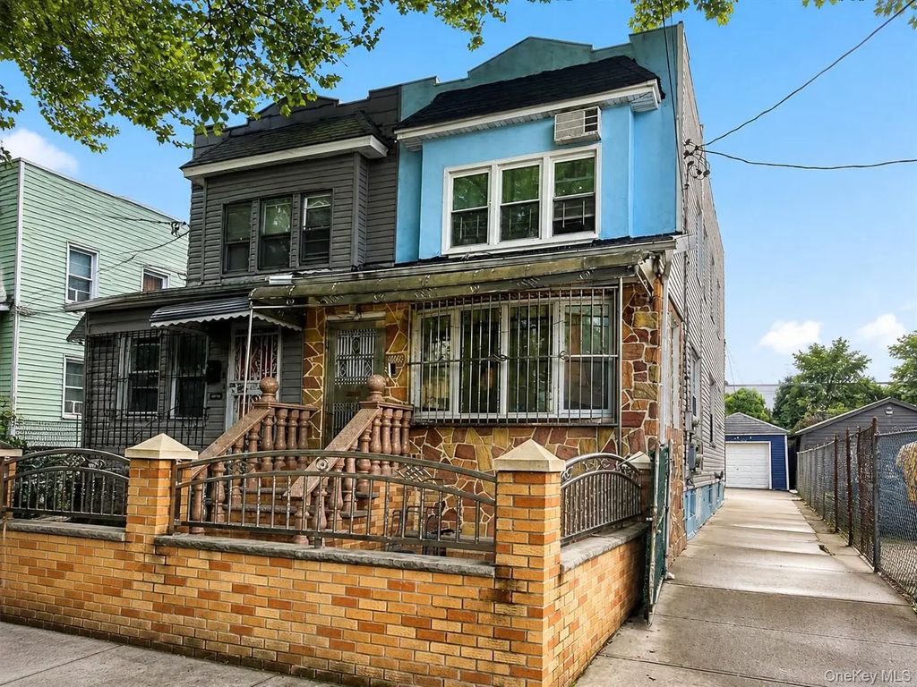 10323 126th Street, Richmond Hill