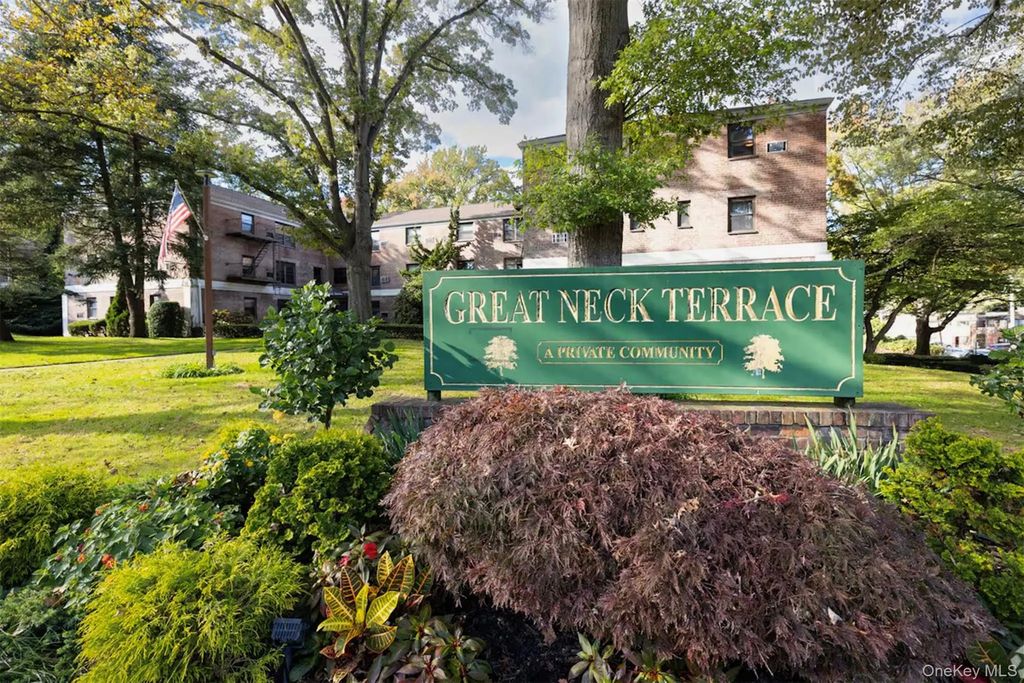10 Terrace Circle # 3b, Great Neck