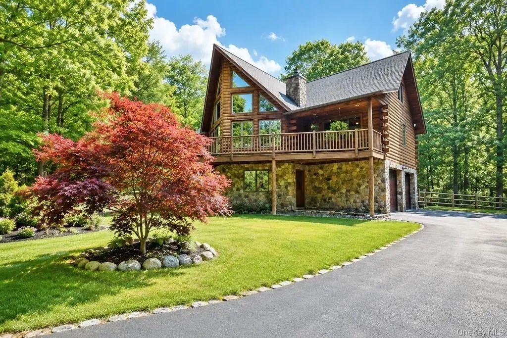 33 Cimarron Road, Putnam Valley