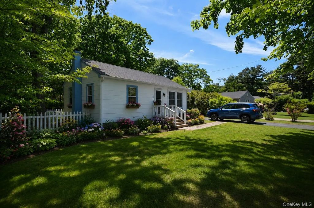 68 George Street, East Patchogue