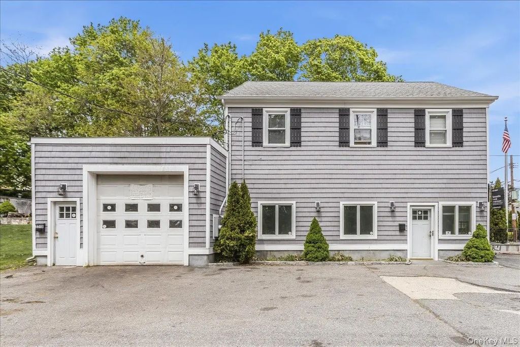 336 Forest Avenue, Locust Valley