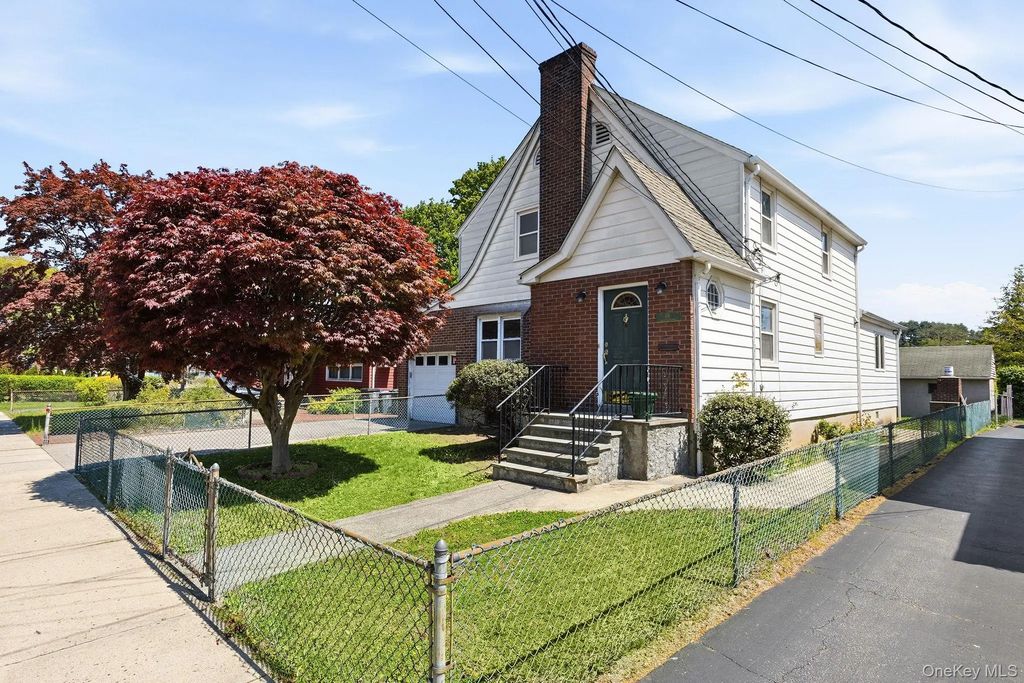 68 Seneca Avenue, White Plains