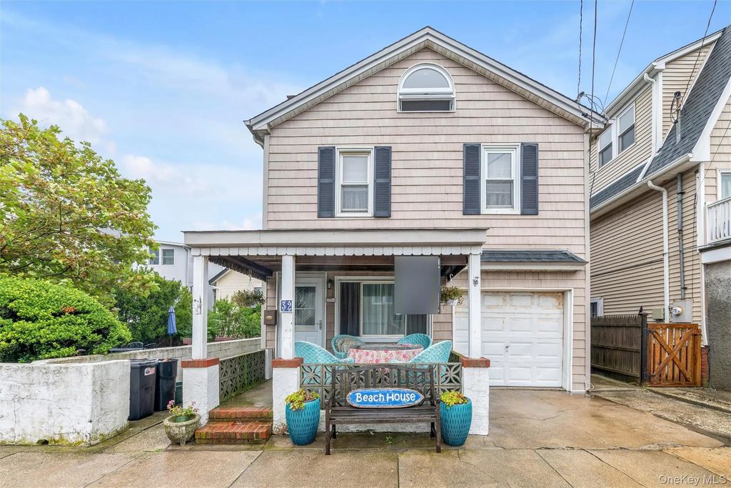 32 Buffalo Avenue, East Atlantic Beach