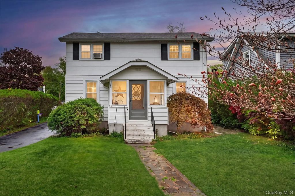 10 Hazen Street, Greenwood Lake
