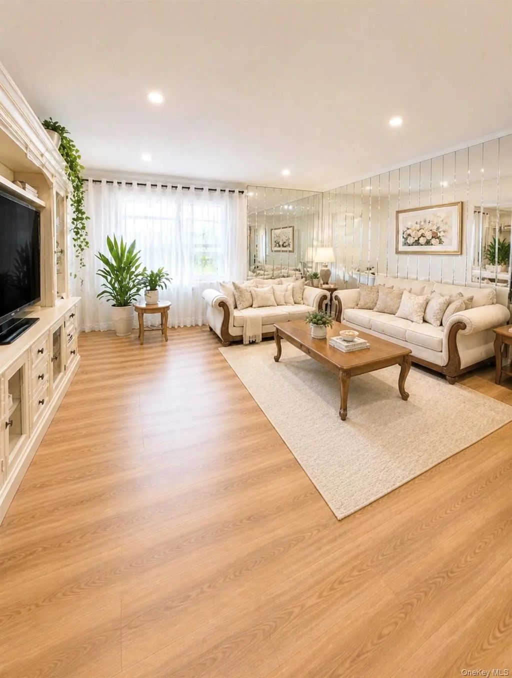 13916 28 Road # Z, Flushing