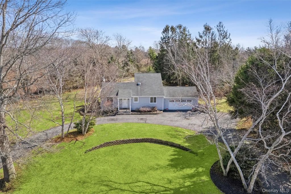 435 Old Saddle Lane, Cutchogue