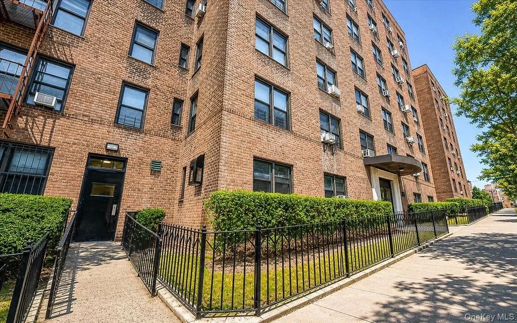 102-12 65th Avenue # C35, Forest Hills