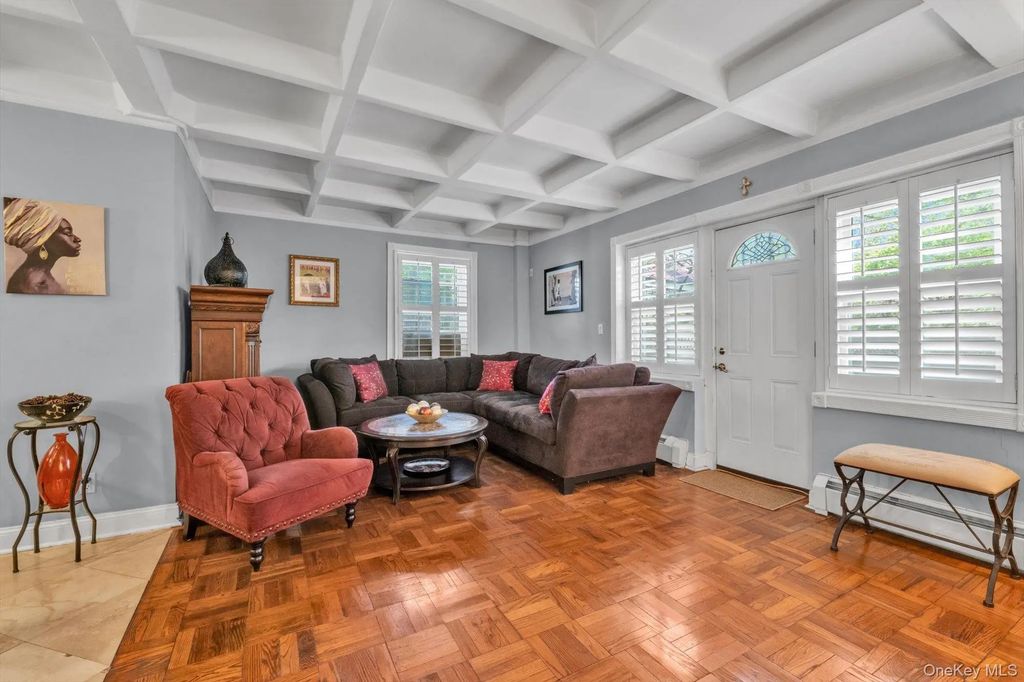 147-28 Charter Road # 33ga, Briarwood