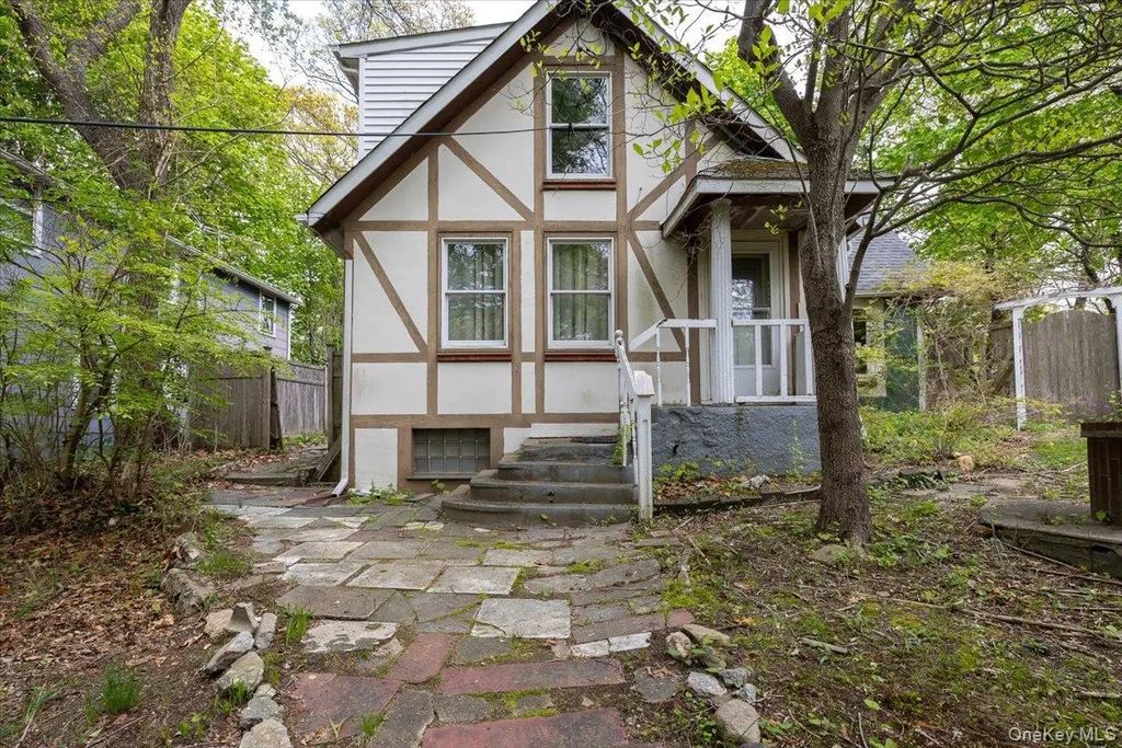 7 Amagansett Drive, Sound Beach