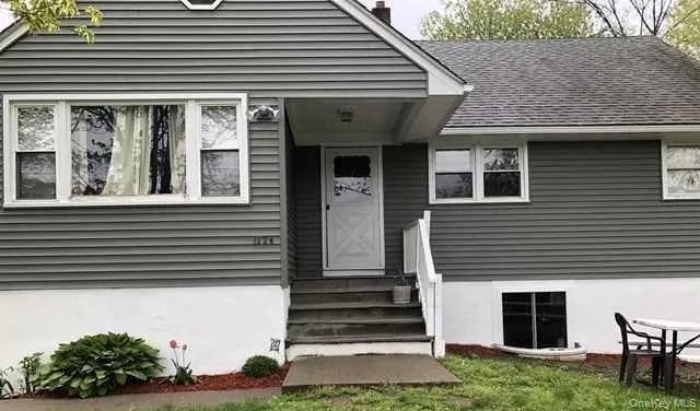1224 Rt 9g, Hyde Park