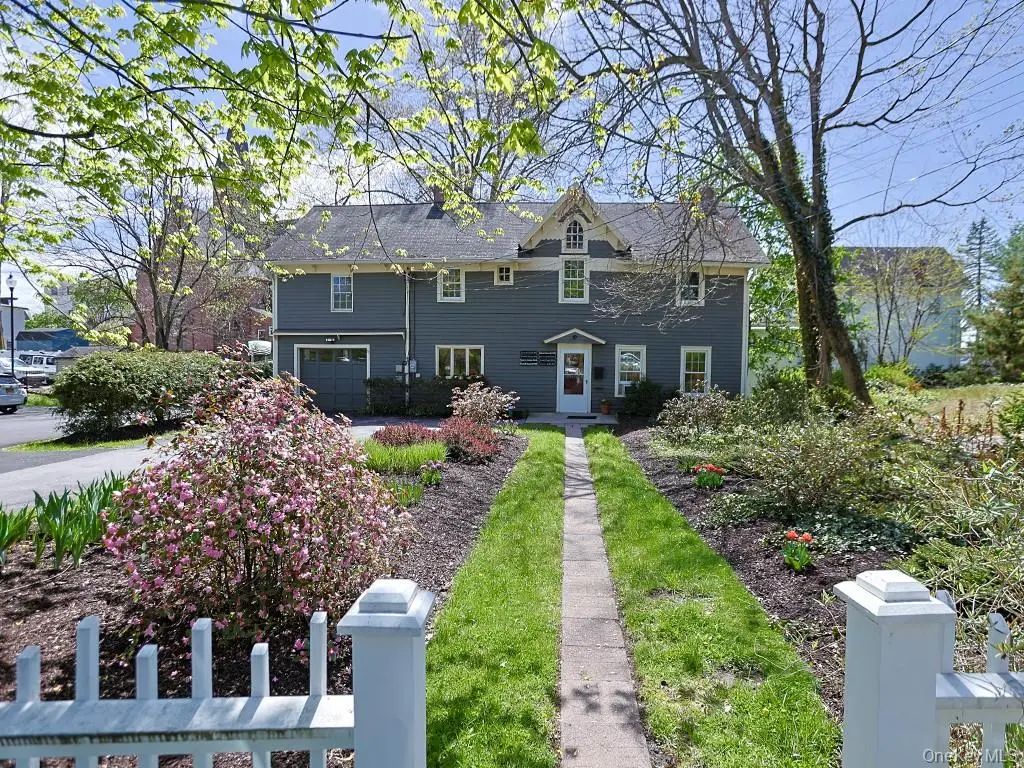 19 Hill Street, Goshen
