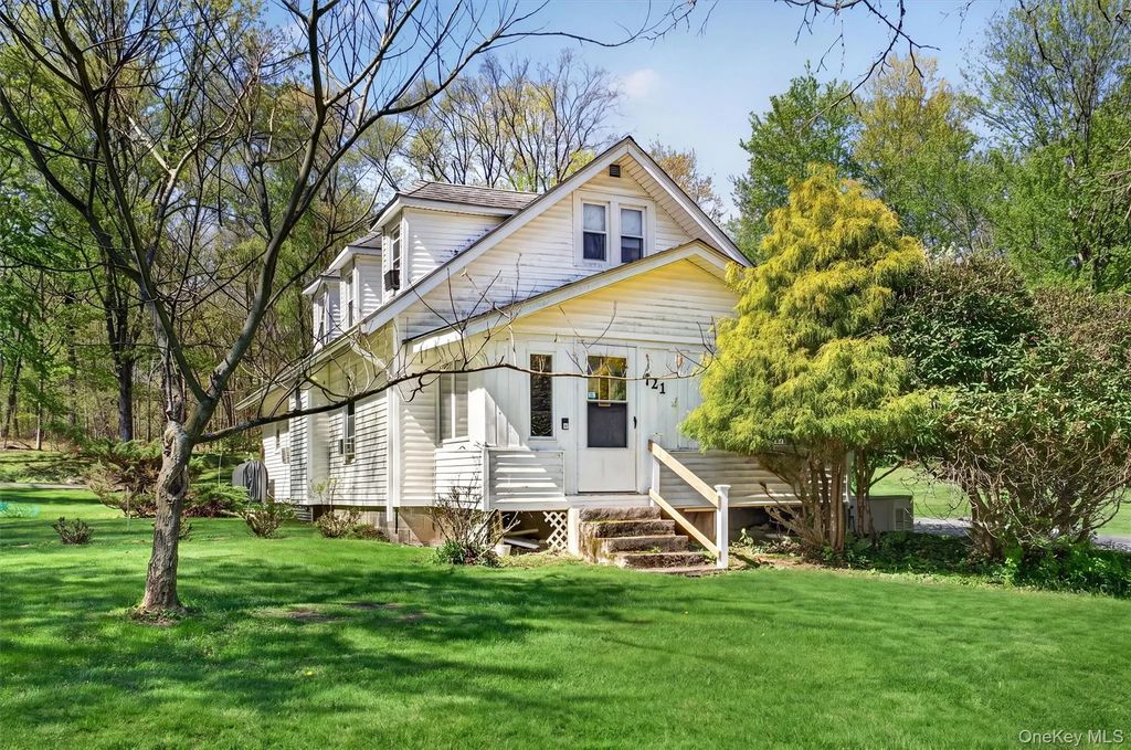 721 Goshen Turnpike, Circleville