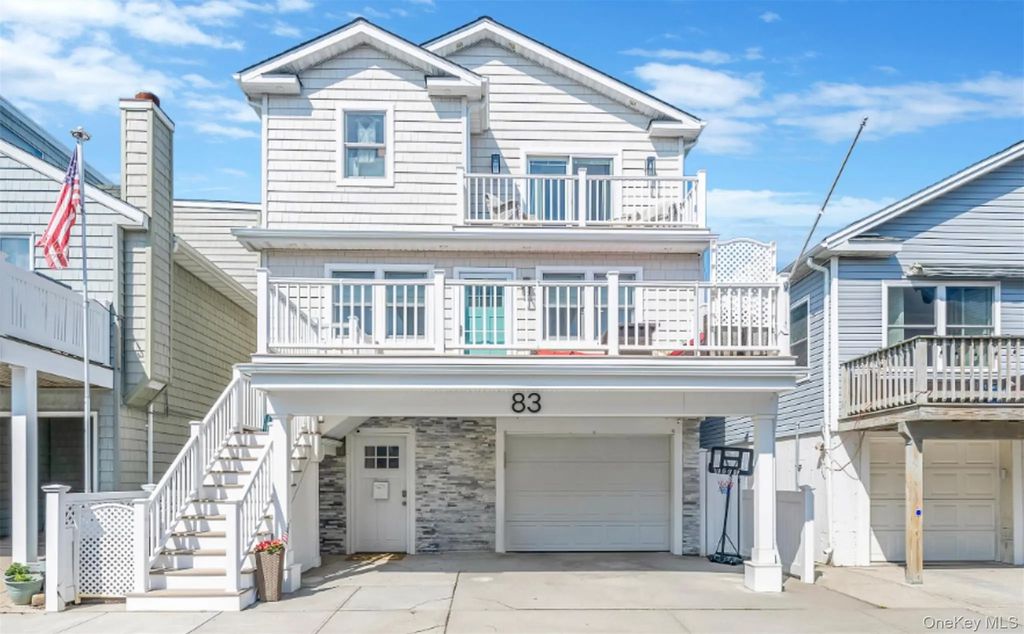 83 California Street, Long Beach