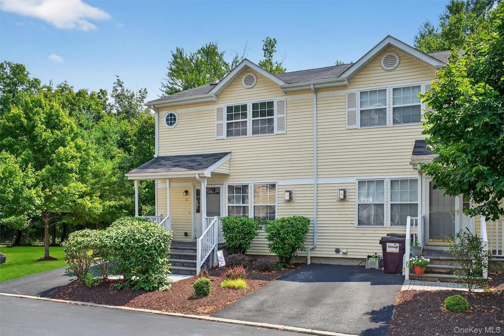 1 Lake Ridge Drive, Middletown