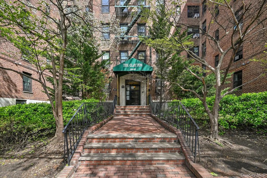 139-09 84 Drive # 608, Briarwood