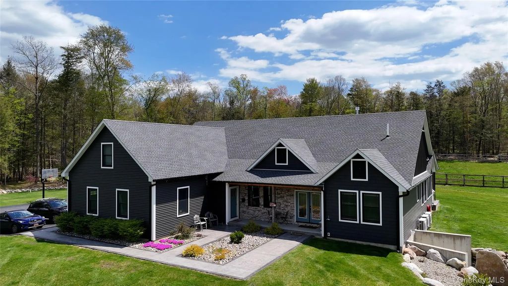 240 Sinsabaugh Road, Pine Bush
