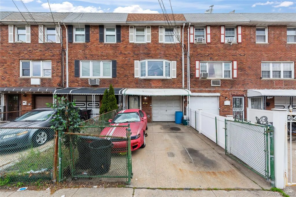 217-35 Hempstead Avenue, Queens Village