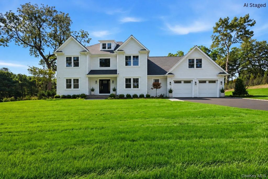 2 Wilder Lane, Huntington