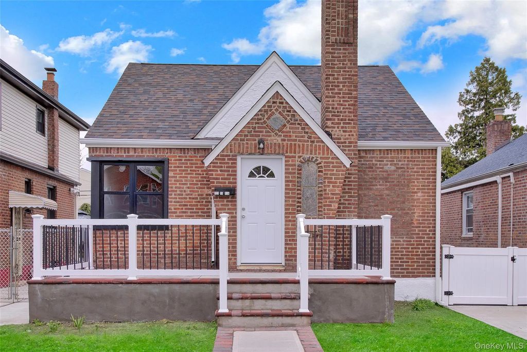 223-15 114th Road, Cambria Heights
