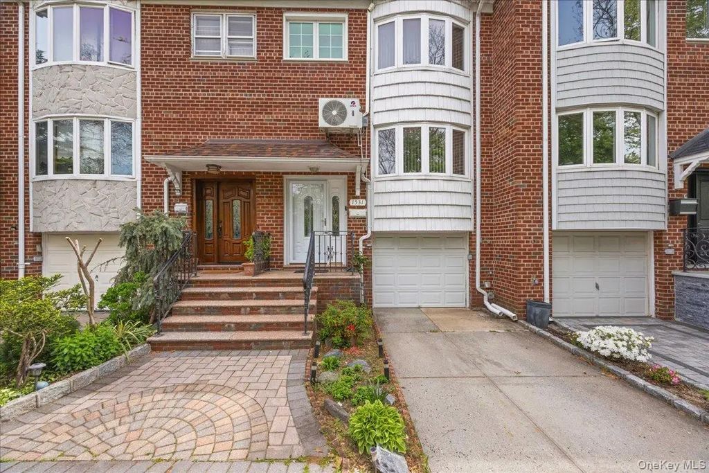 15-31 144th Street, Whitestone