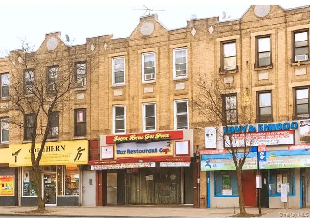 99-12 Northern Boulevard, Corona