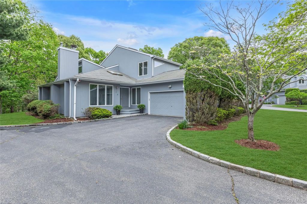 6 Gerriet Court, Northport