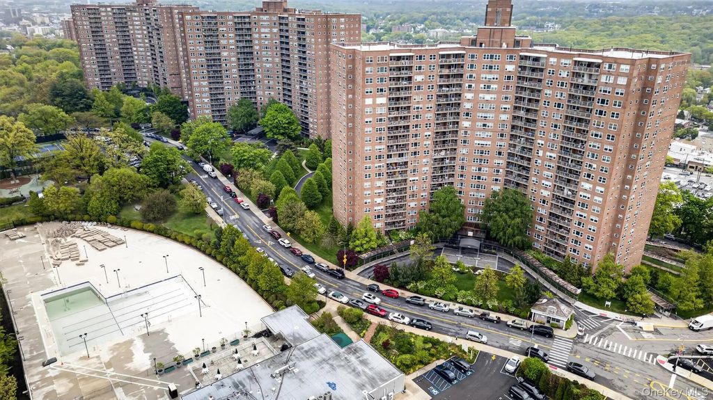 5700 Arlington Avenue # 22b, Bronx