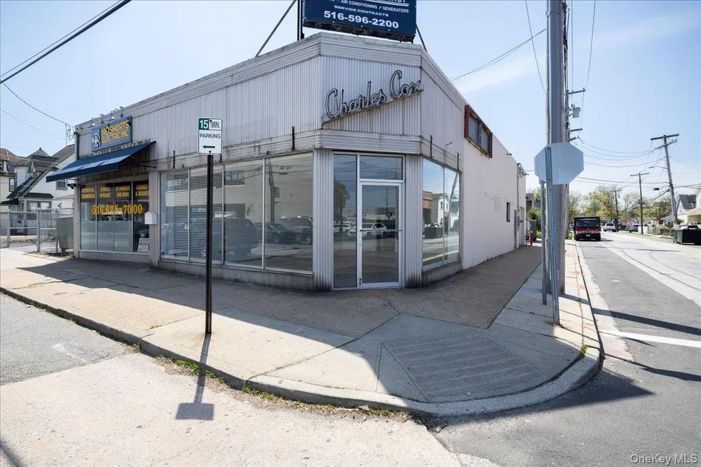 20-22 Brooklyn Avenue, Valley Stream