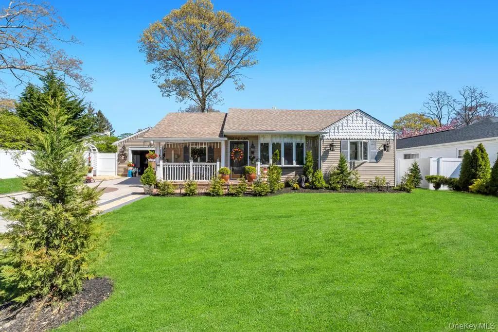 25 Snyder Street, Patchogue