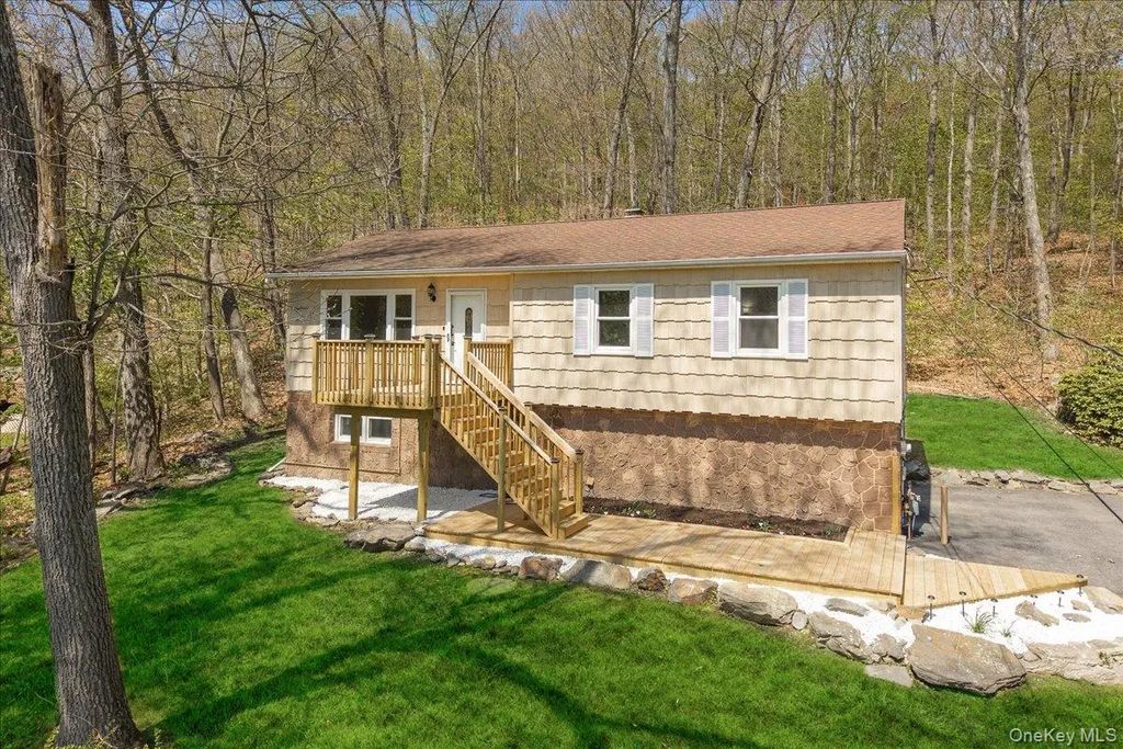 1168 Lakes Road, Monroe