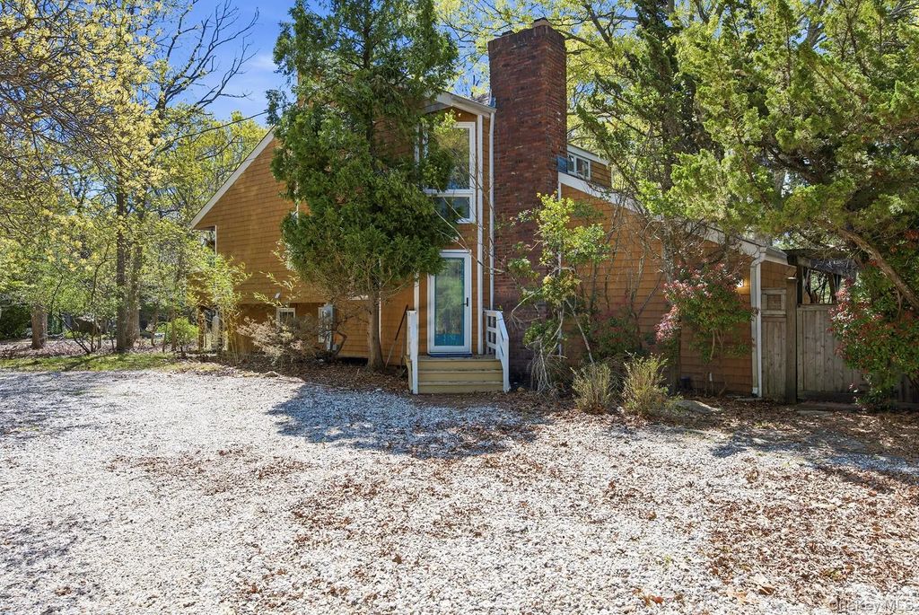 20 Norfolk Drive, Springs