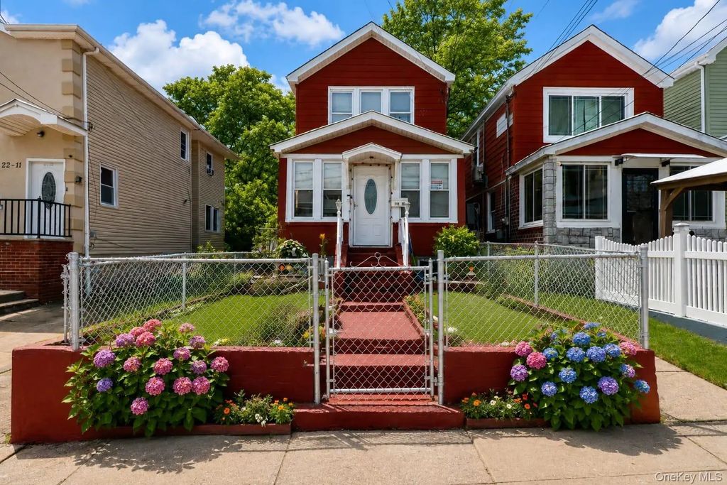 12215 115th Avenue, South Ozone Park