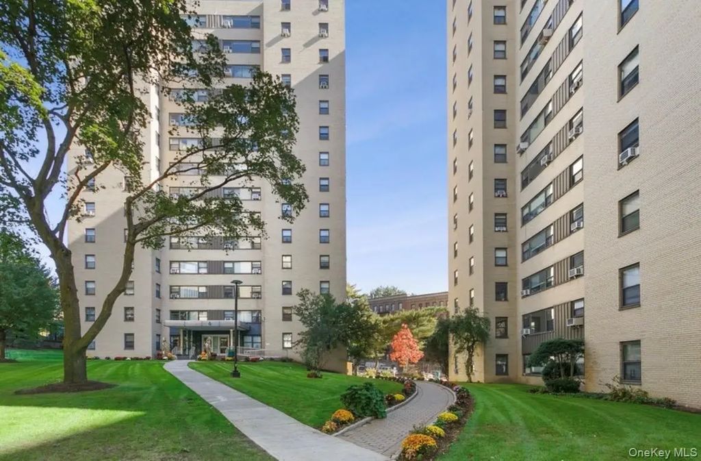 5 Fordham Hill Oval # 10d, Bronx