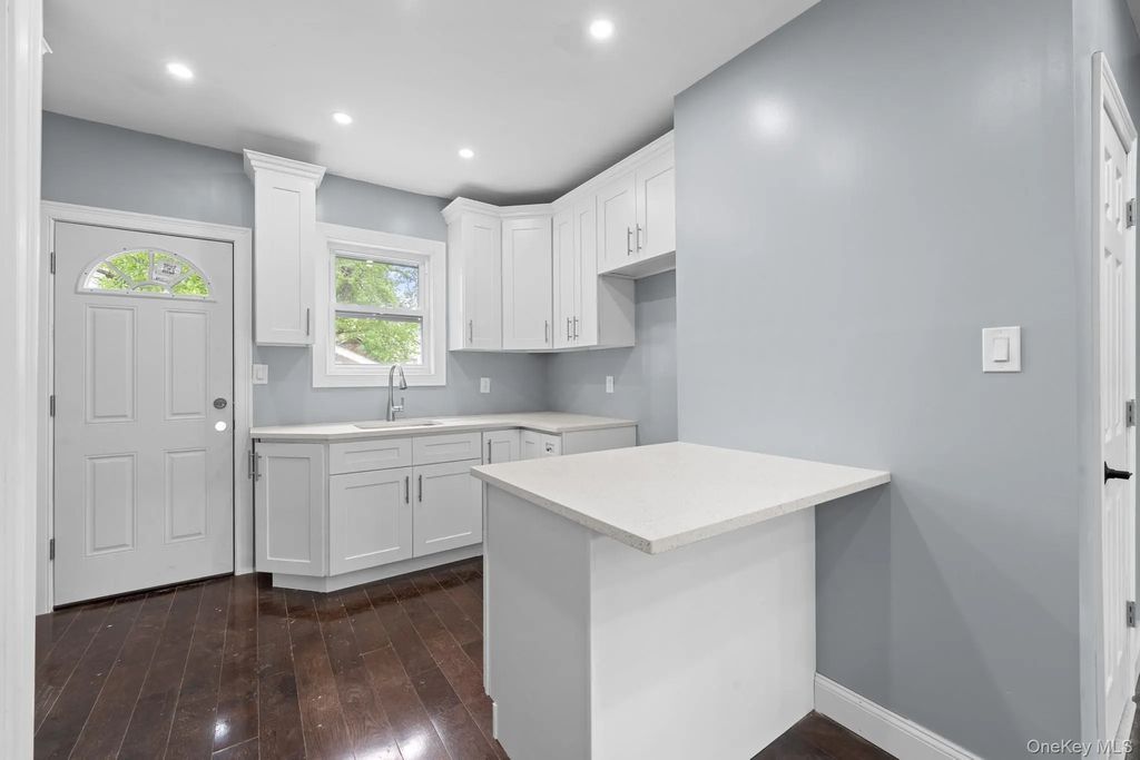 11406 Inwood Street, Jamaica