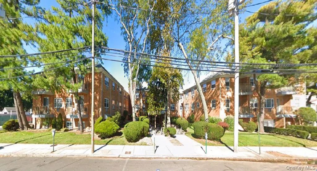 151 Union Avenue, Lynbrook