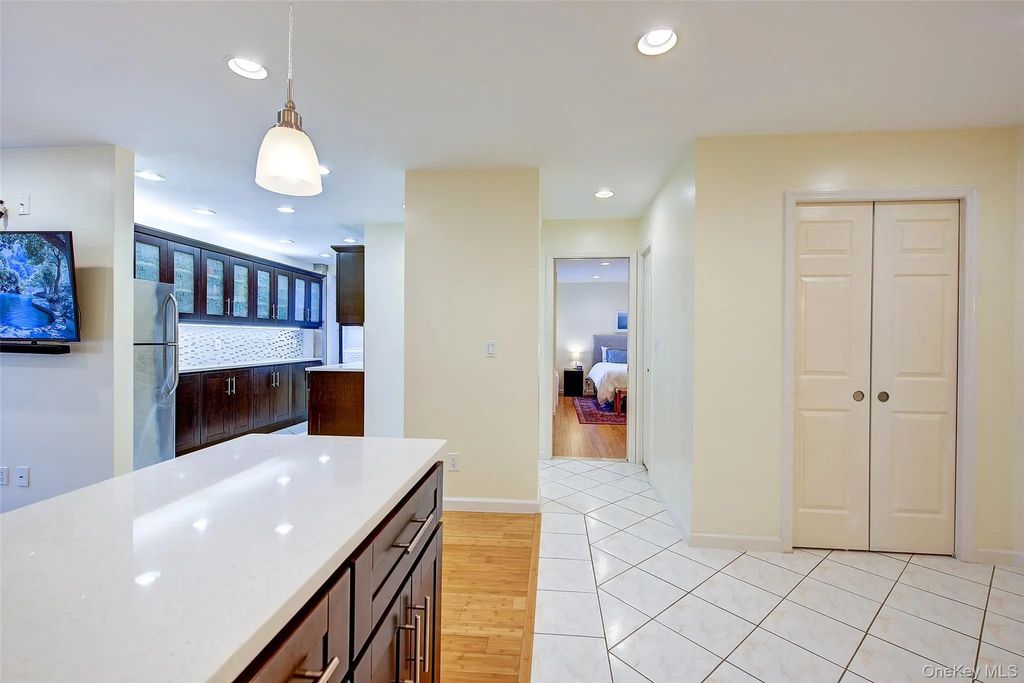 72-11 110 Street # 4e, Forest Hills