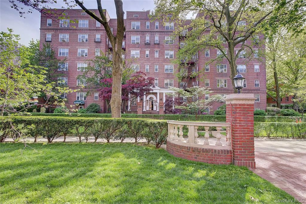 77-34 113th Street # 6c, Forest Hills