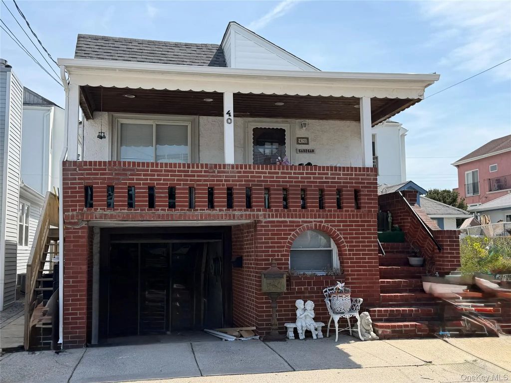 40 Oswego # 1, Long Beach