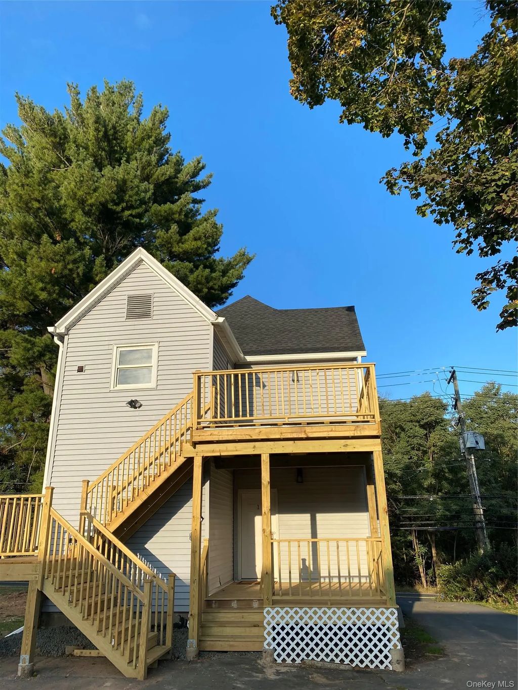 113 S Route 303, Congers