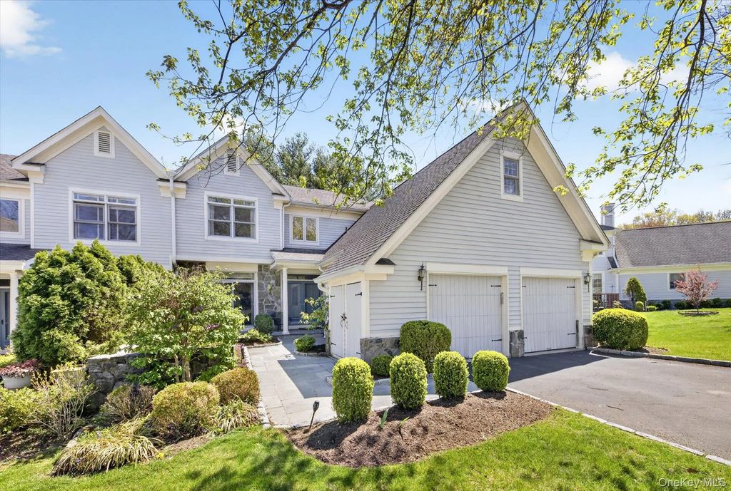 9 Easthaven Lane, White Plains