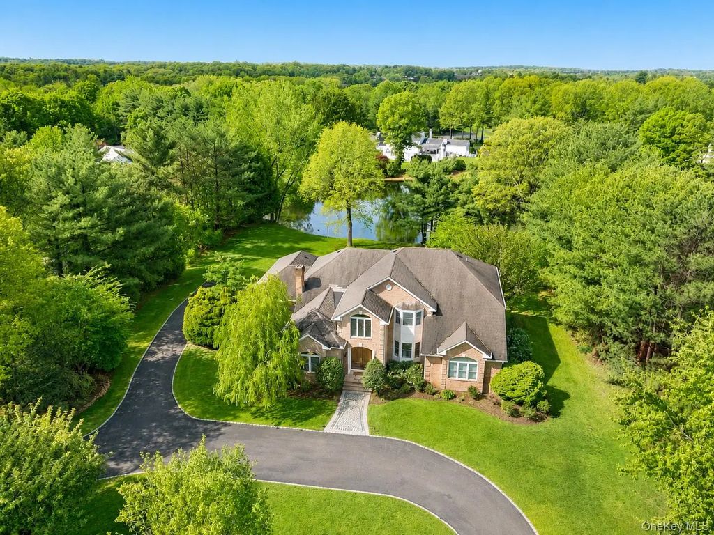 23 Overbrook Lane, Upper Brookville