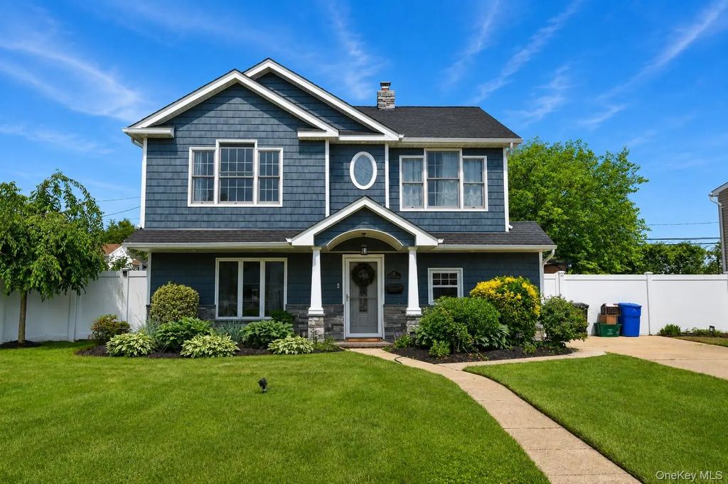 26 Sycamore Lane, Levittown