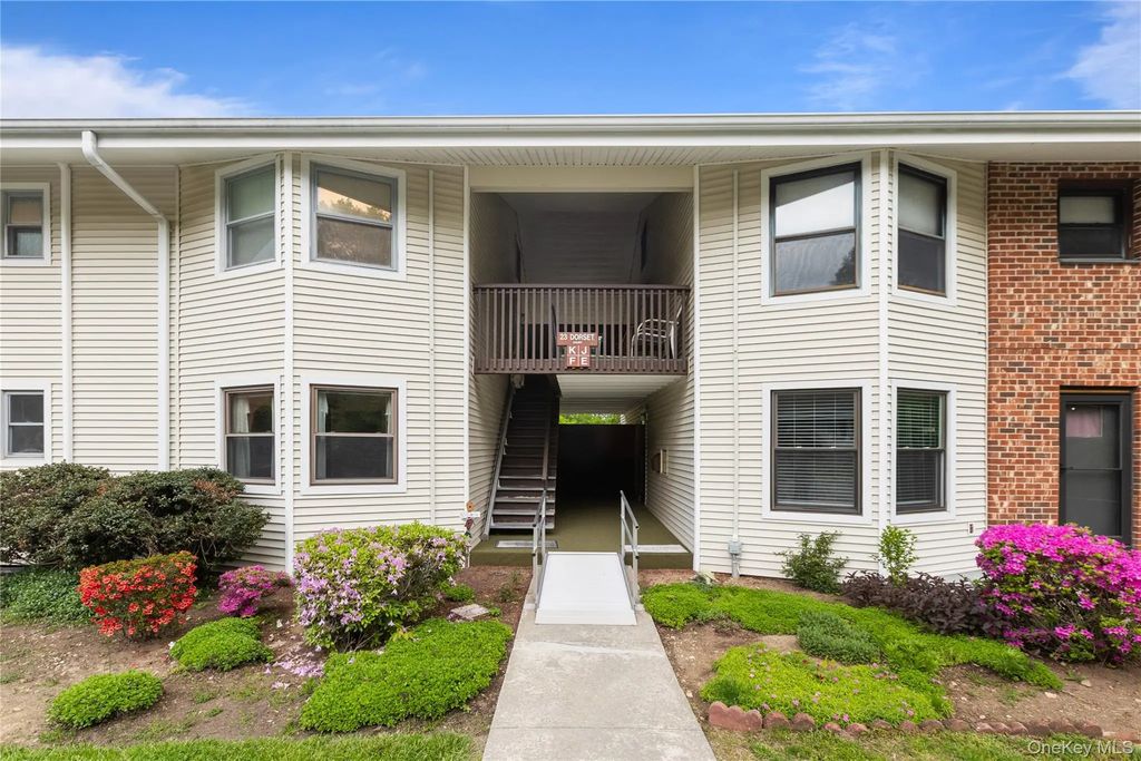 23 Dorset Court # F, Yorktown Heights