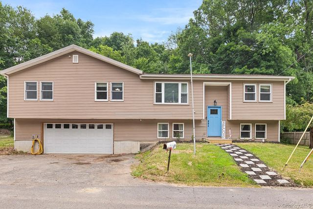 22 Hill View Road, New Windsor